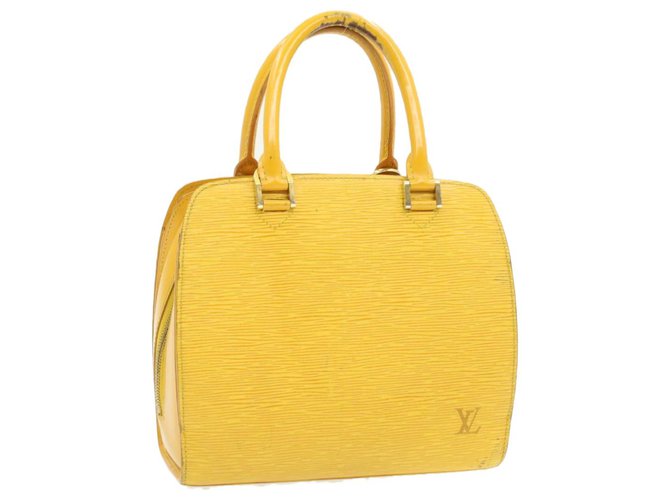 Louis Vuitton Pont Neuf Yellow Leather  ref.227478