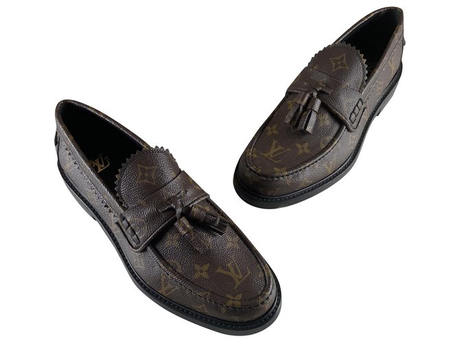 MONTAIGNE LOAFER  Luxury Loafers and Moccasins  Shoes  Men 1A2G4T  LOUIS  VUITTON
