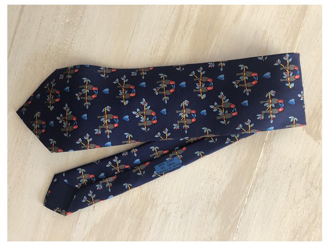 cravate Hermès Soie Bleu Marine  ref.227564