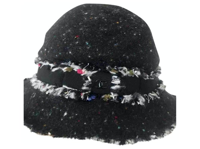 Chanel Hüte Schwarz Wolle  ref.227640