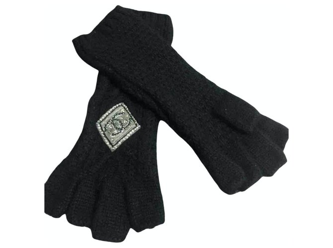 Chanel Gloves Black Cashmere  ref.227642