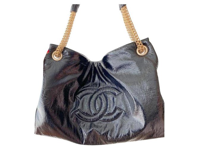 Chanel Handtaschen Schwarz Lackleder  ref.227645