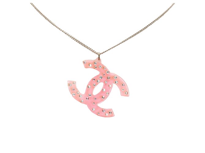 Chanel Pink CC Pendant Necklace Silvery Plastic  ref.227775