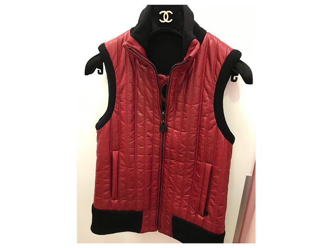 Chanel ärmellose Strickjacke Rot