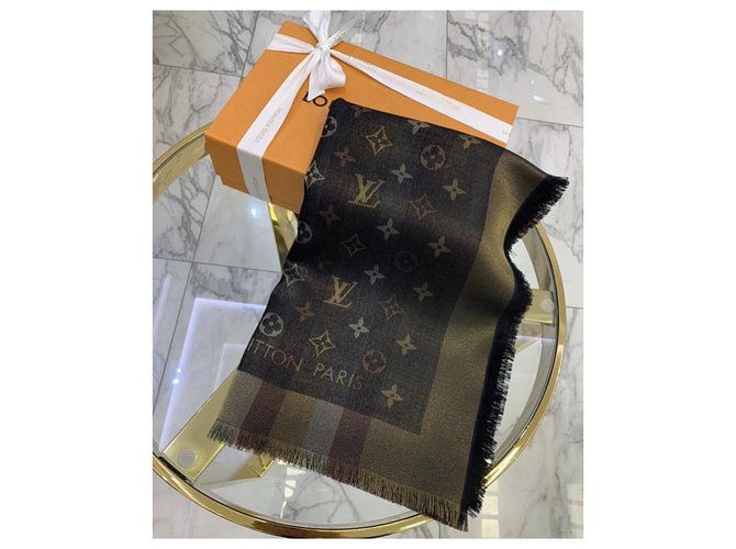 Louis Vuitton Monogram shine Brown Wool  ref.228181