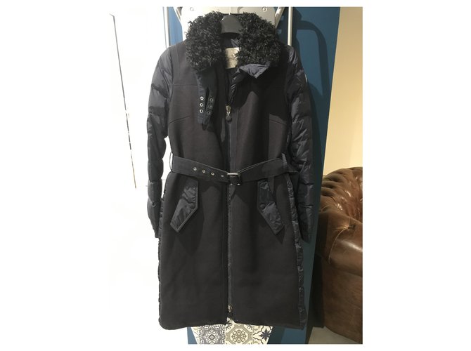 Moncler georgette Azul oscuro  ref.228205