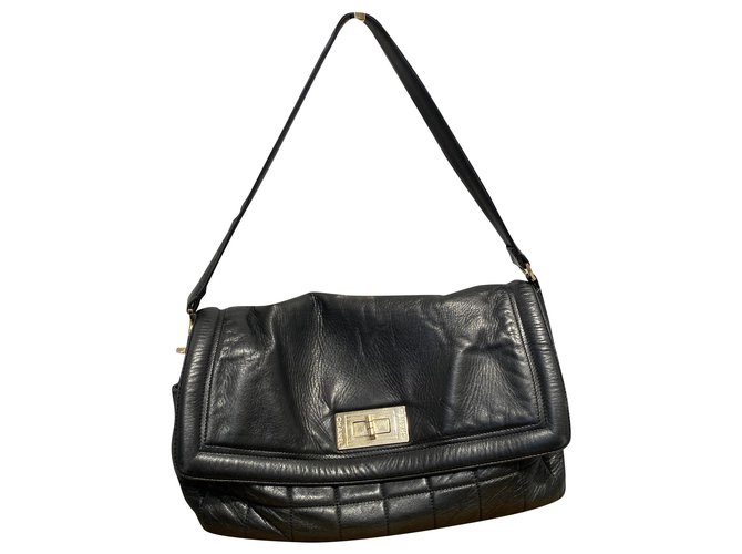 Chanel Handbags Black Silver hardware Leather  ref.228479