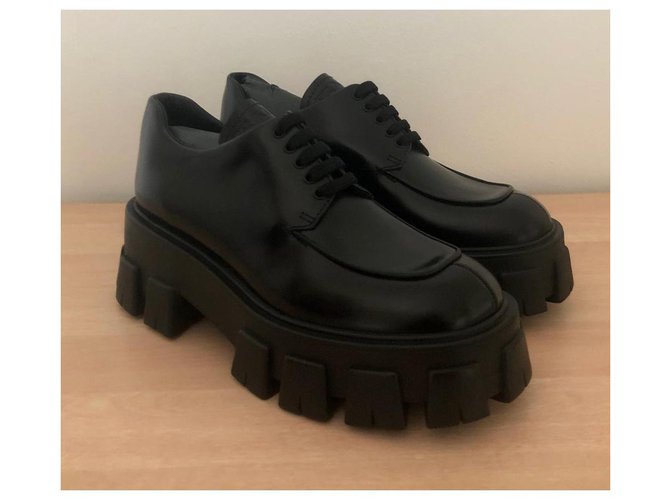Prada Monolith Derby shoes Black Leather  ref.228858