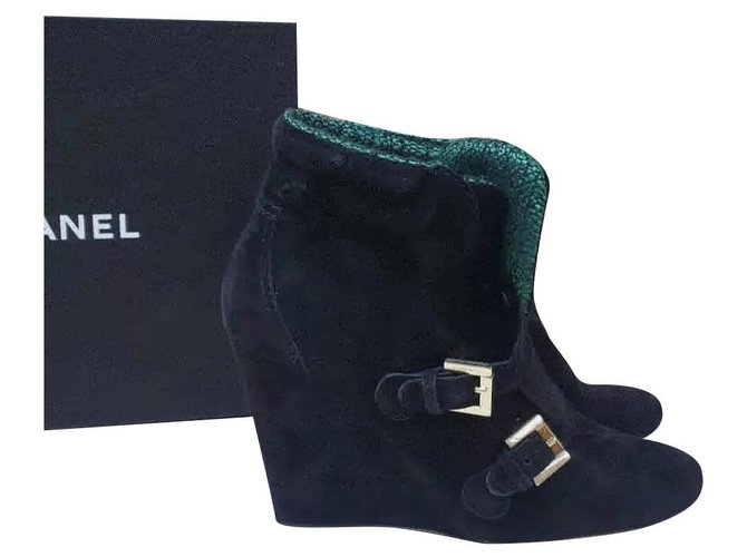 Chanel  Black Suede Tweed Wedge Ankle Boots Booties Sz. 39  ref.229519