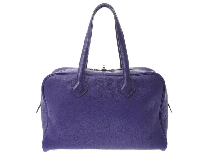 Hermès Victoria Cuir Violet  ref.229560