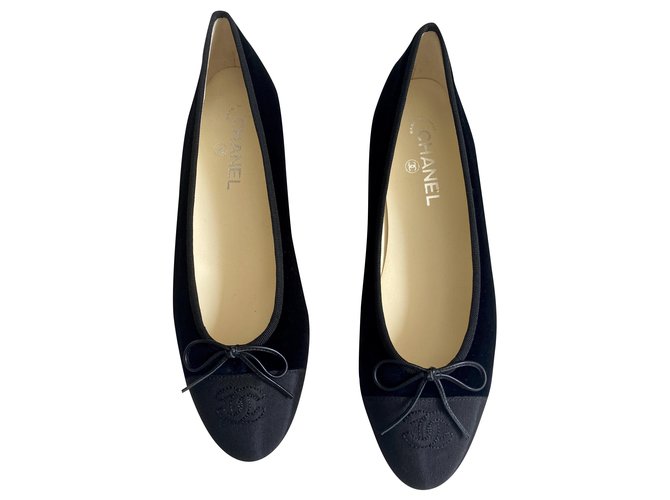 Chanel Zapatillas de ballet Negro Terciopelo  ref.229822