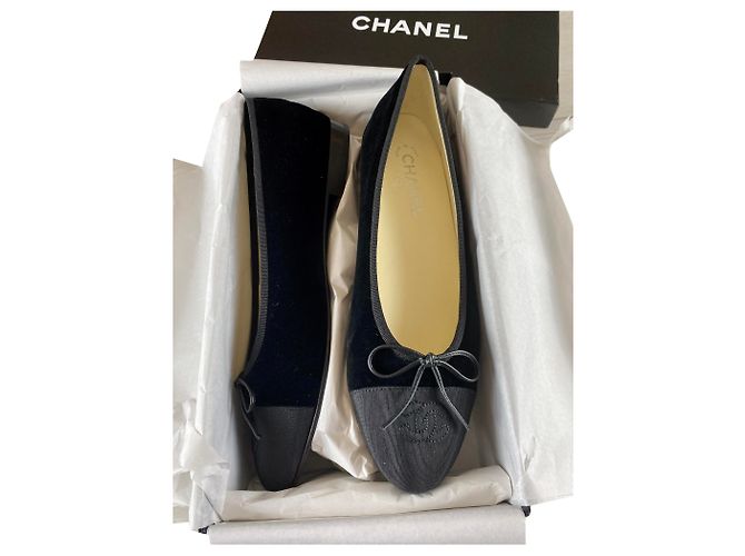 Chanel Sapatilhas de ballet Preto