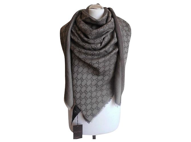 ggweb gucci sciarpa nuova