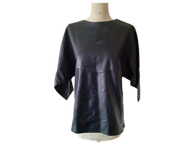 Autre Marque Top de couro preto com mangas morcego