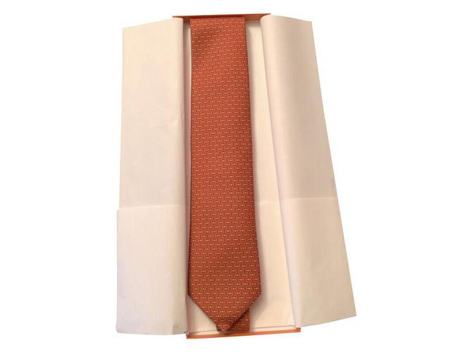 Cravate Hermès Soie Orange  ref.230189