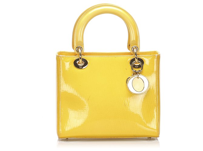 Bolso Dior Lady Dior de charol amarillo Cuero  ref.230289