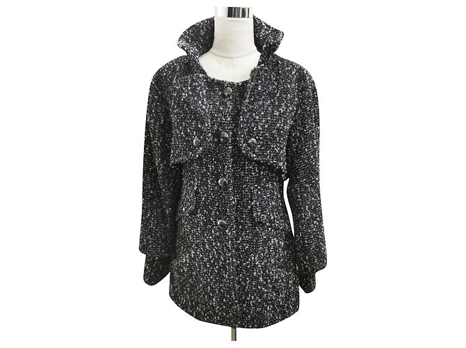 Abrigo Chanel Globus Collection de lana negro