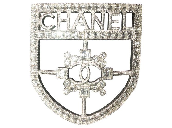 Chanel 2016 Swarovski Brosche Silber Metall  ref.230846