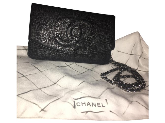 Chanel Bolsos de mano Negro Cuero  ref.230985