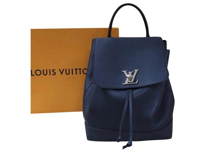 Mochila negra Louis Vuitton Lockme Negro Cuero  ref.231014