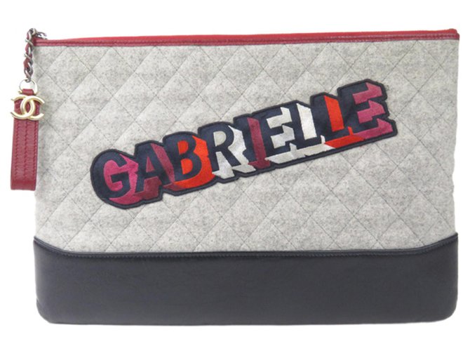 Chanel Grey Gabrielle Wool Clutch Multicor Cinza Couro Lã Bezerro-como bezerro Pano  ref.231321