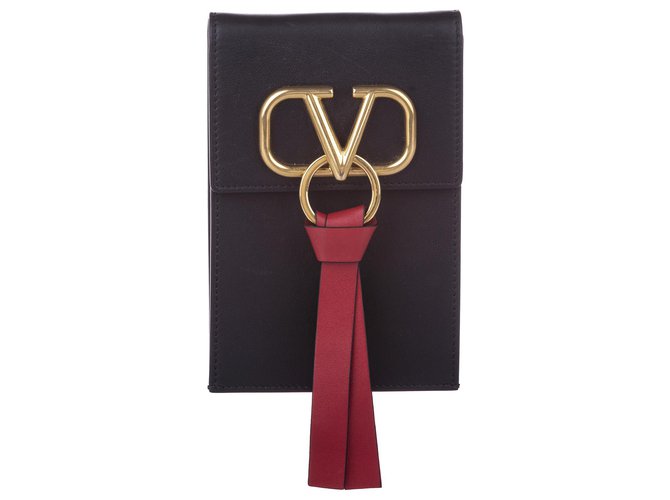 Valentino Black V-Ring Leather Crossbody Bag Red Metal Pony-style calfskin  ref.231352 - Joli Closet