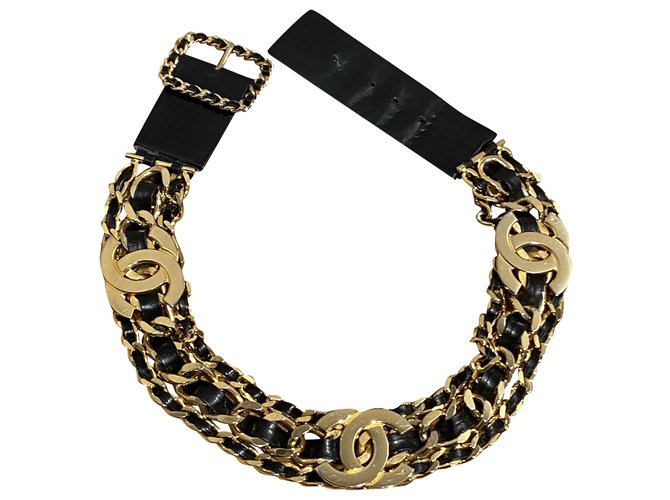 Chanel Cintos Preto Dourado Couro Metal  ref.231562