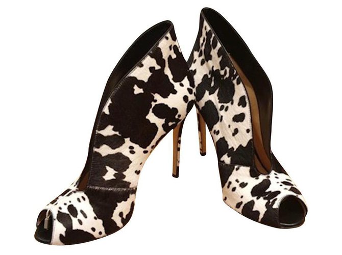 Gianvito Rossi Beautiful Vamps ankle boots with animal print, calf foal, Pointure 40 Beige  ref.232726