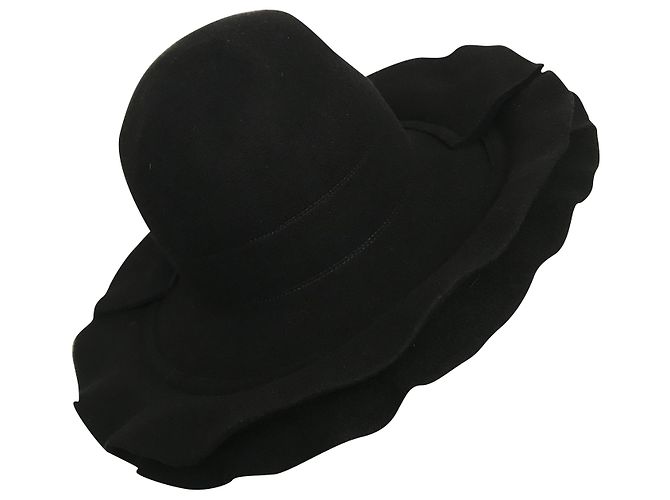 Comme Des Garcons Hats