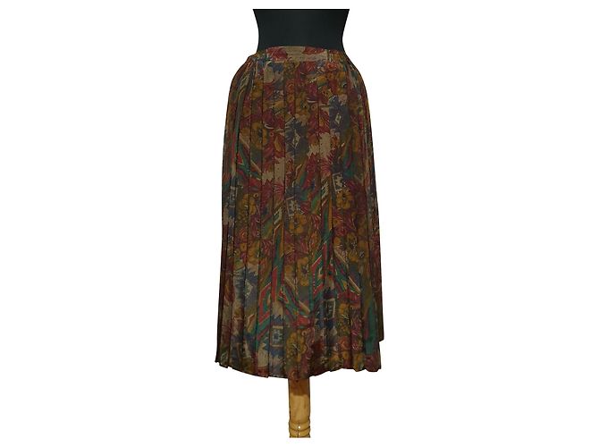Autre Marque Seda Modell por Severin Daners Multicor