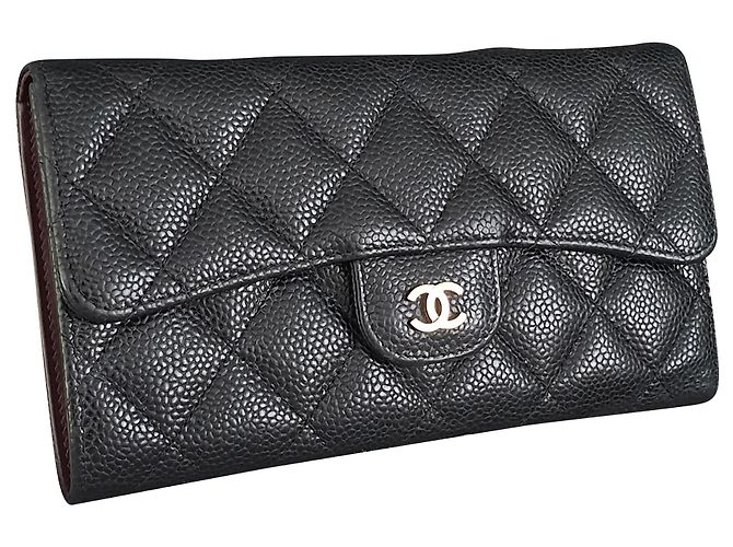 Chanel Carteira de aba clássica Preto