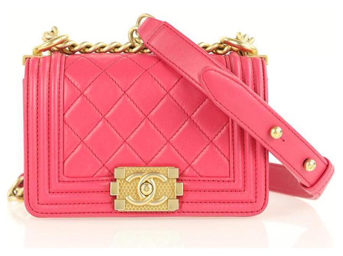 Chanel Junge Pink Leder  ref.233268