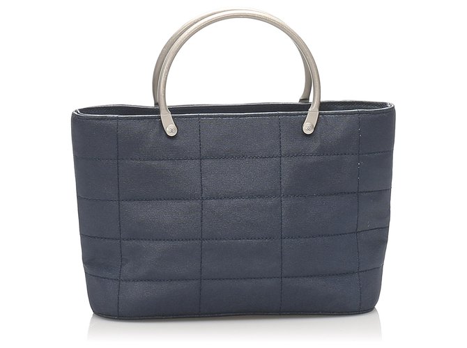 Chanel Blue Choco Bar Lambskin Leather Handbag Silvery Navy blue  ref.233311