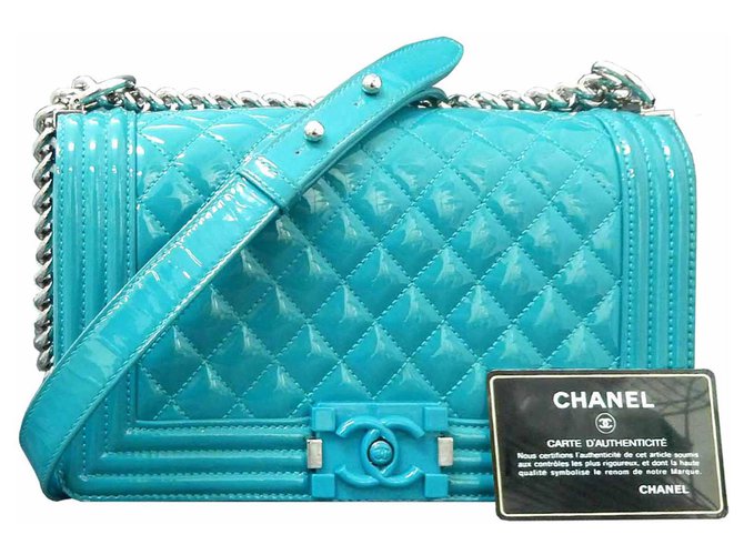 Boy Chanel Handtaschen Türkis Lackleder  ref.233408