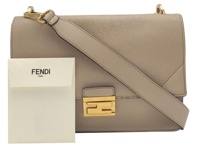 Bolsa Kan U da Fendi em couro bege  ref.233619