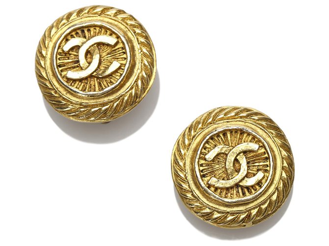 Boucles d'oreilles clips Chanel Gold CC Métal Doré  ref.233769