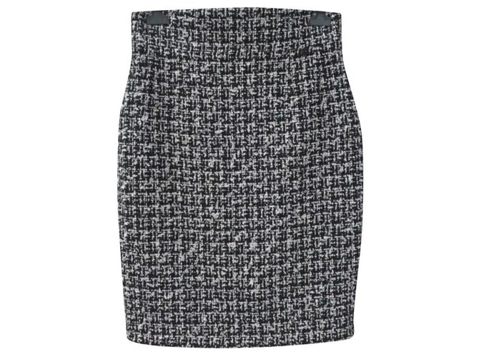 Talla Minifalda Chanel Tweed 44 Gris  ref.233908