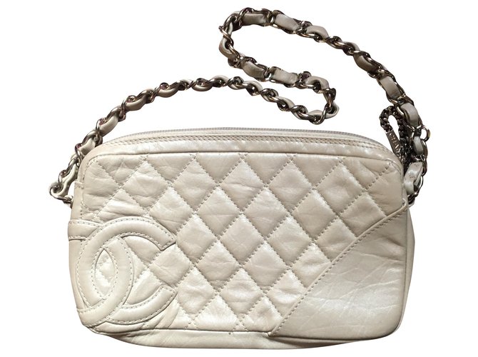 Chanel cambo clutch Beige Leather  ref.234041
