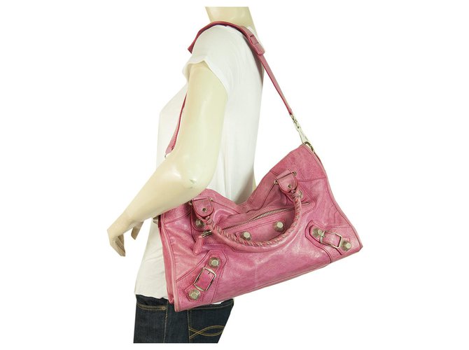 Egern flise øjenbryn Balenciaga Classic Pink Giant 12 Silver City Large Bag leather handbag with  strap retails at $2490 ref.234593 - Joli Closet