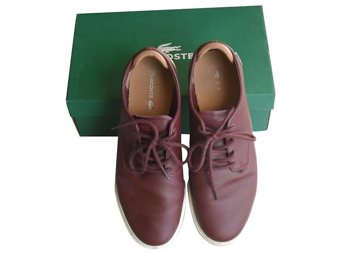 Scarpa Lacoste in vera pelle Bordò