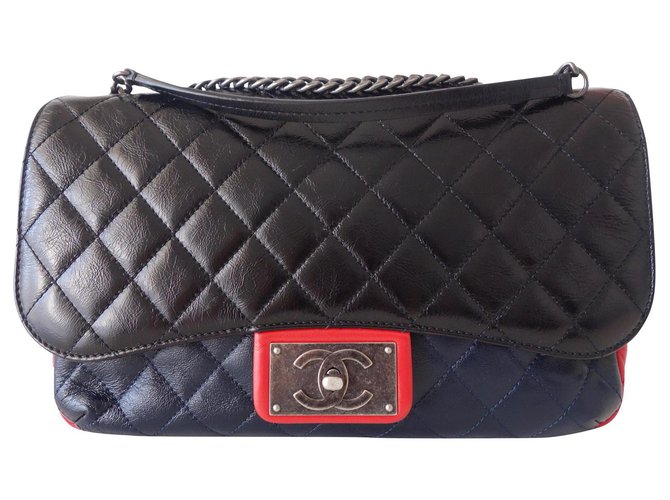 Timeless TRICOLOR CLASSIC CHANEL BAG Black Red Navy blue Leather  ref.235117