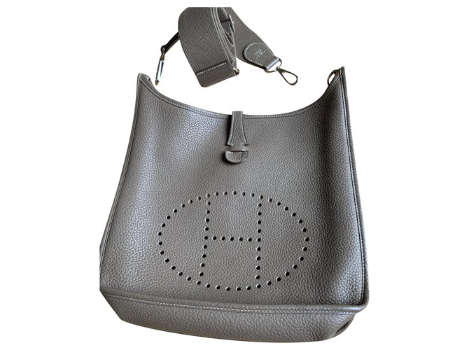 Hermès Hermes Evelyne III 29 Grey Leather ref.235139 - Joli Closet