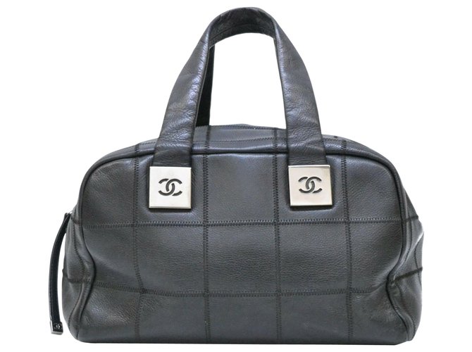 Bolso de mano Chanel Negro Cuero  ref.235169