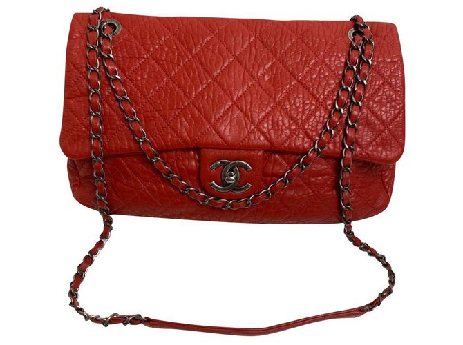 Classique Chanel Cuir Rouge  ref.235231