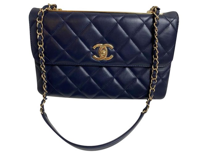 Timeless Chanel Blue Leather  ref.235234