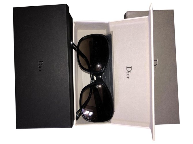Christian Dior New Dior model Coquette sunglasses Black Acetate  ref.235249
