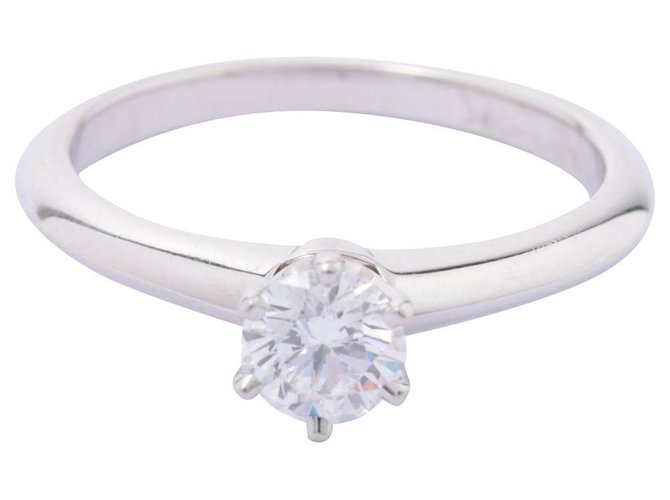 TIFFANY & CO. solitaire 0.33ct D/VVS1 Round Brilliant Diamond Engagement Ring Silvery Platinum  ref.235301