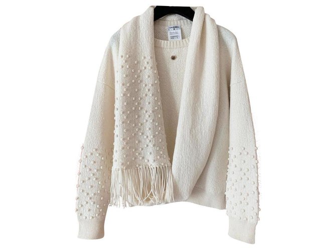 Chanel Suéter de passarela com lenço Cru Casimira  ref.235730