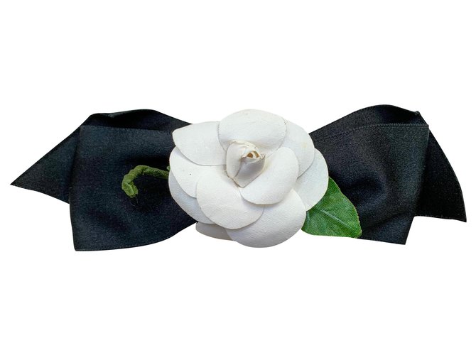 Chanel Camellia head jewel Black Silk  ref.235741