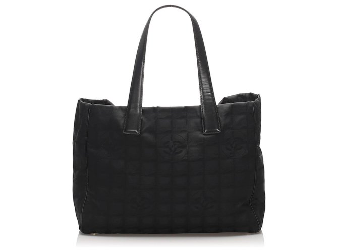 Chanel Black New Travel Line Nylon Tote Bag Leather Pony-style calfskin Cloth  ref.236555